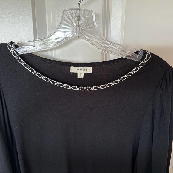 Max Studio Black Blouse with White Stitching- size XS - Picture 3 of 5